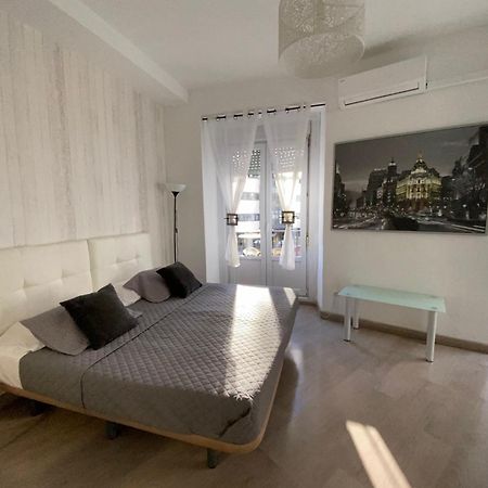 Stay Inn Мадрид Екстериор снимка