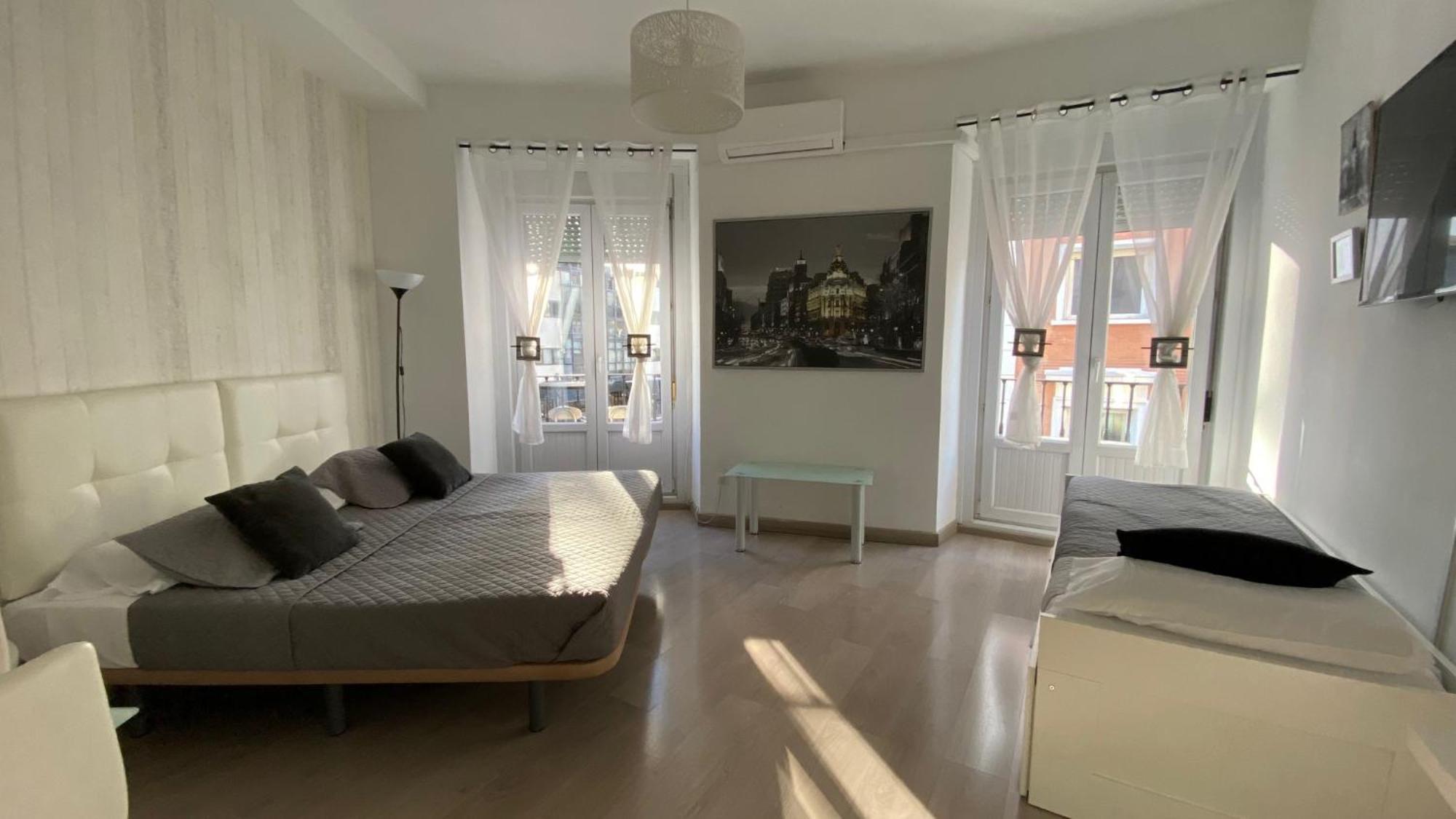 Stay Inn Мадрид Екстериор снимка