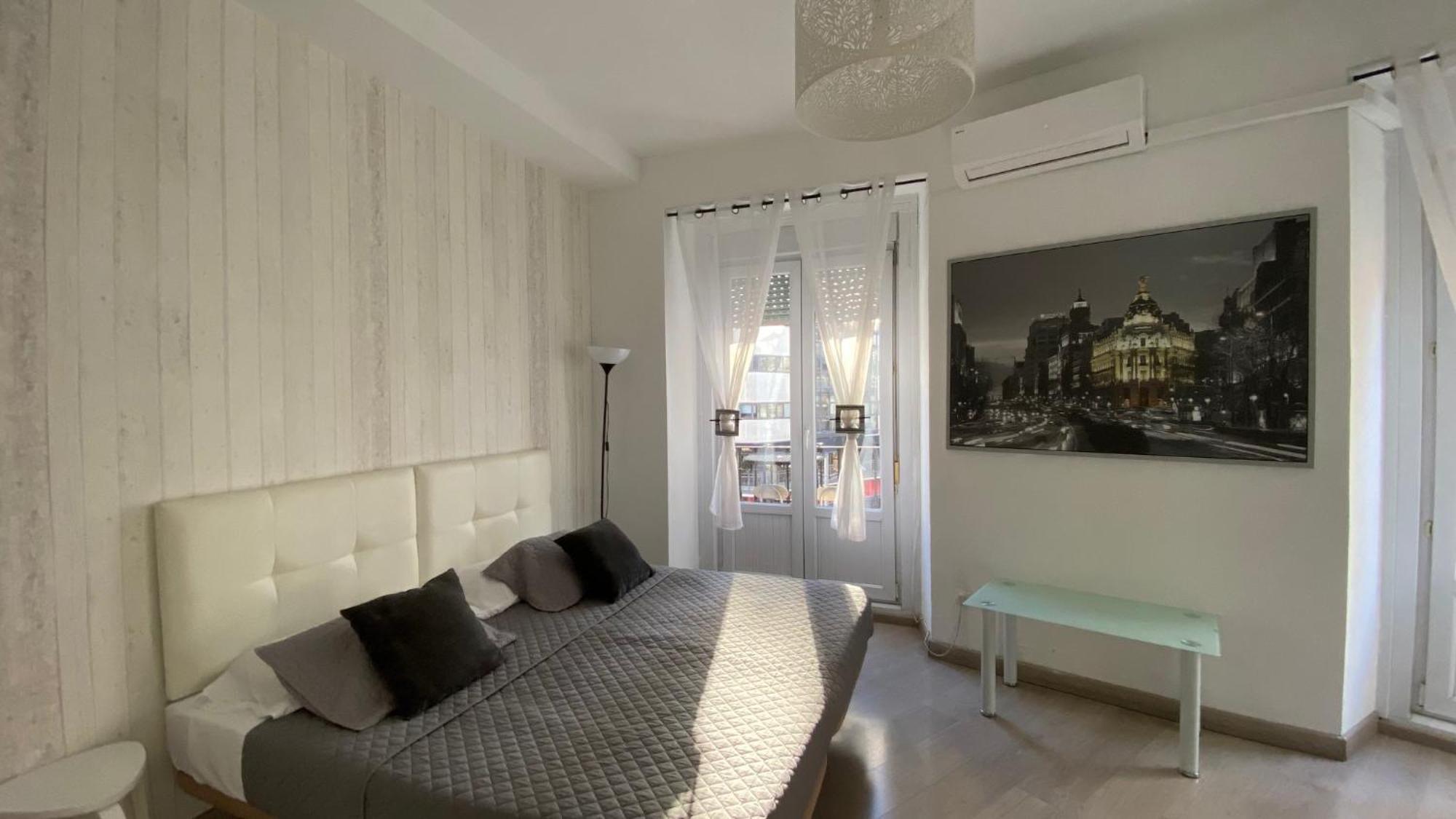 Stay Inn Мадрид Екстериор снимка