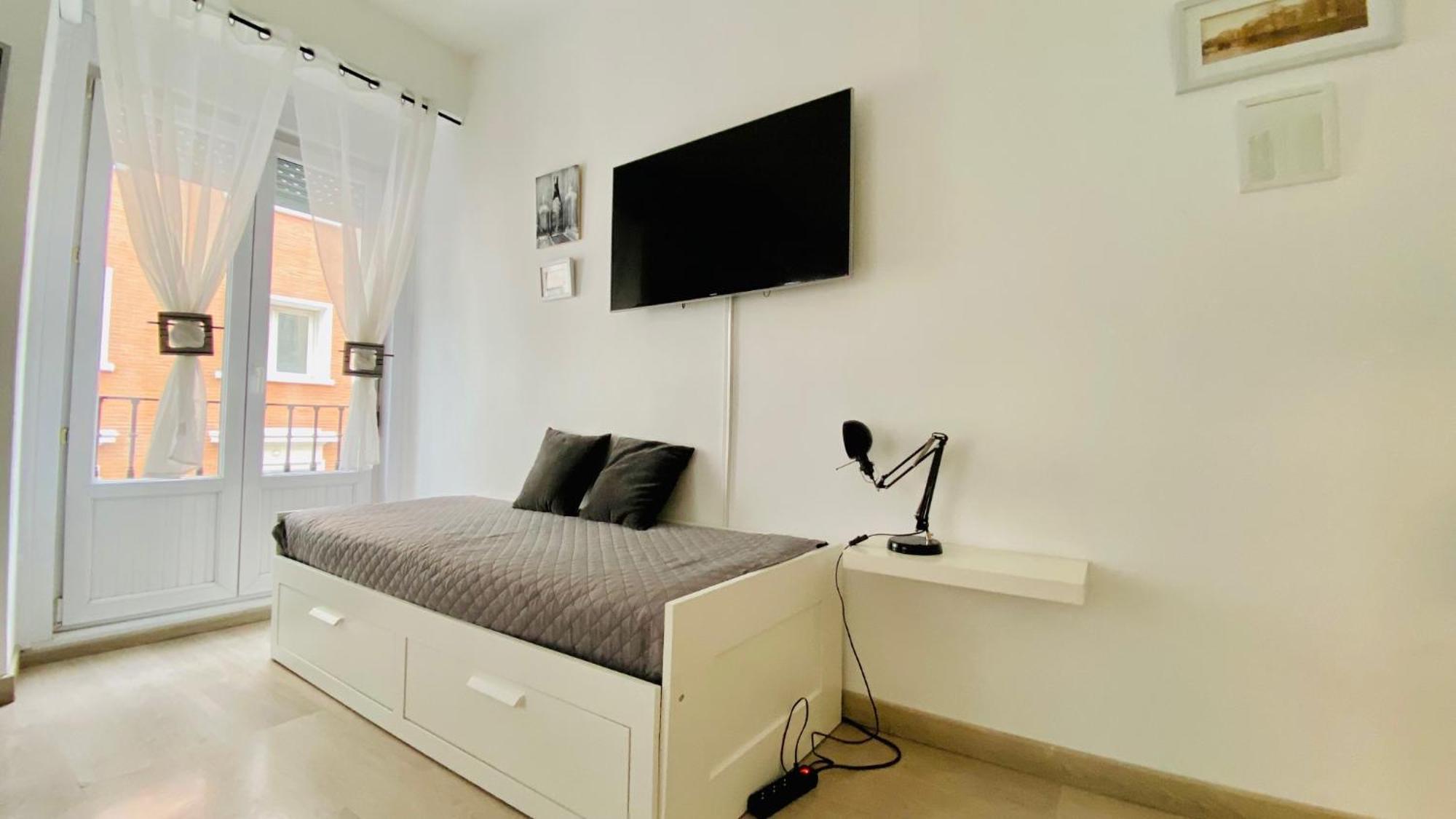Stay Inn Мадрид Екстериор снимка